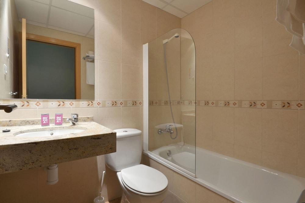El Cami Hotel 坎布里尔斯 外观 照片