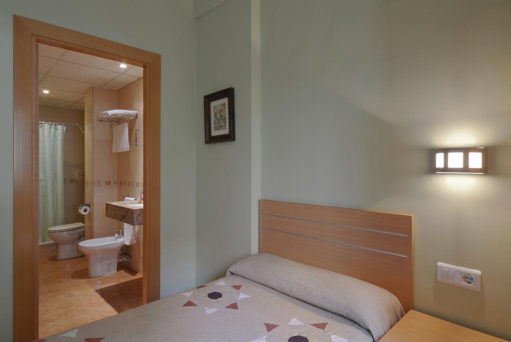 El Cami Hotel 坎布里尔斯 客房 照片