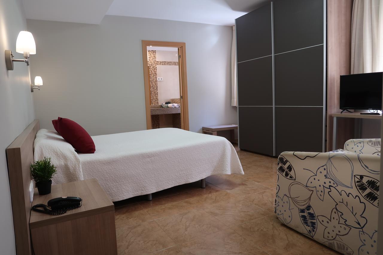 El Cami Hotel 坎布里尔斯 外观 照片