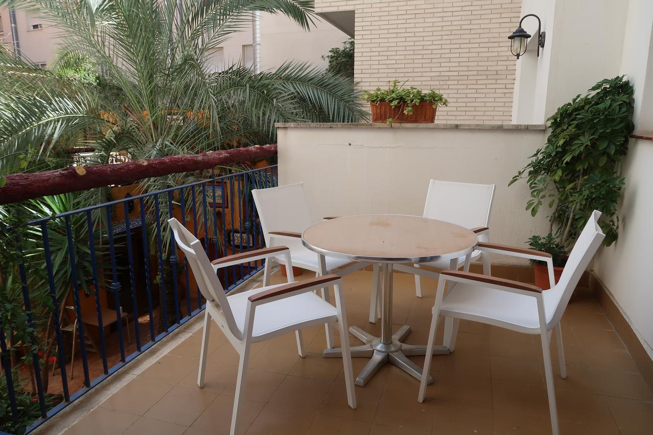 El Cami Hotel 坎布里尔斯 外观 照片