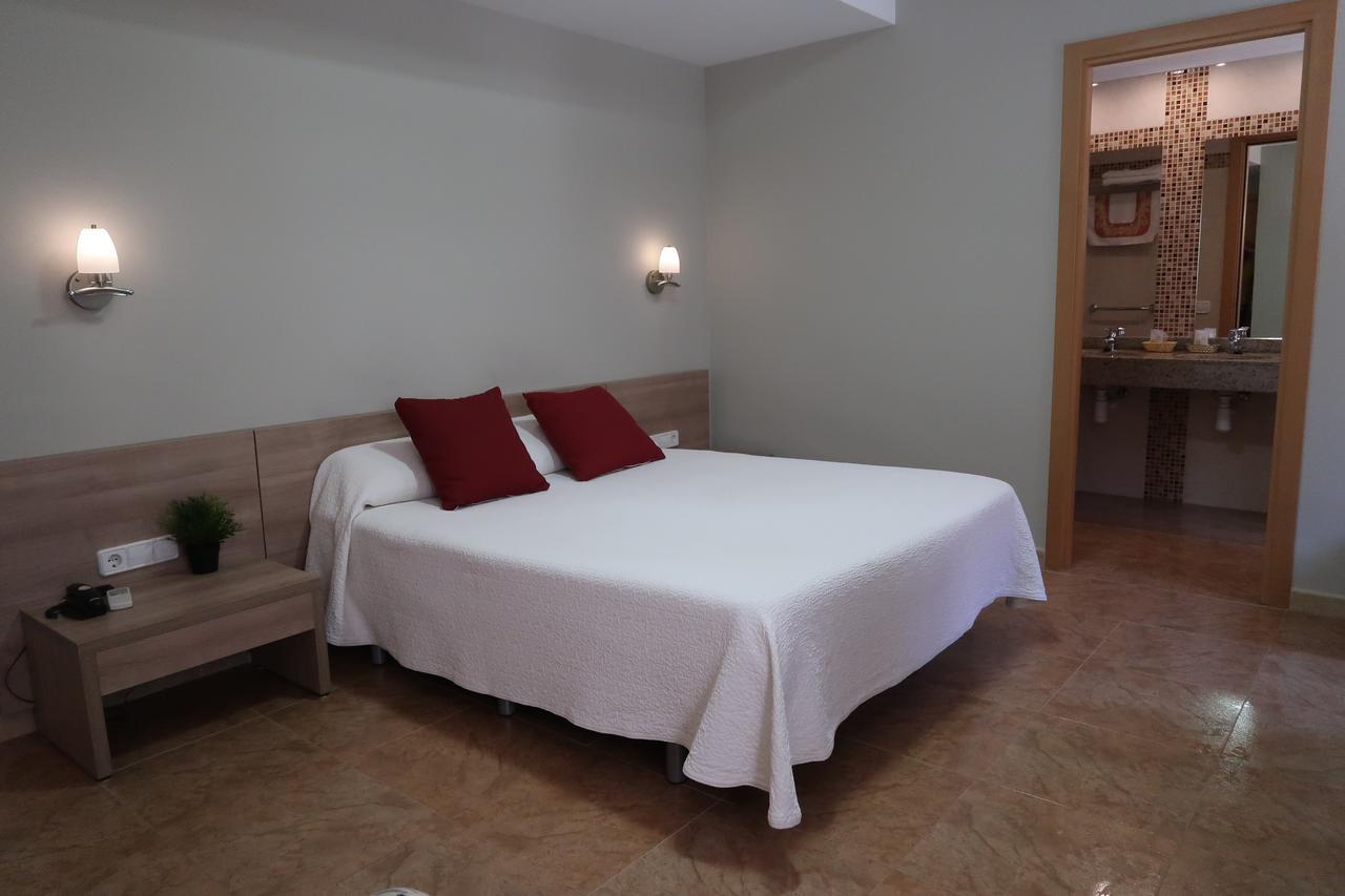 El Cami Hotel 坎布里尔斯 外观 照片