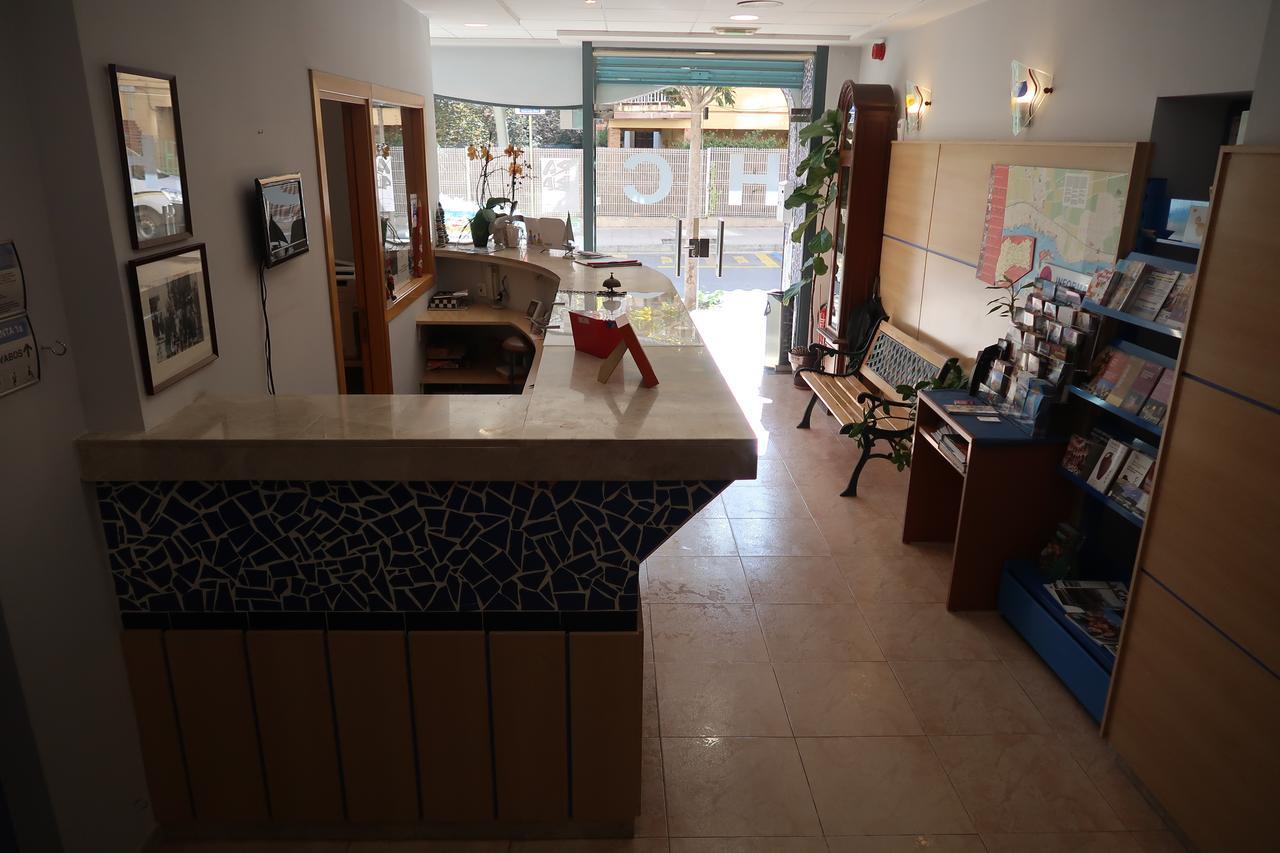El Cami Hotel 坎布里尔斯 外观 照片