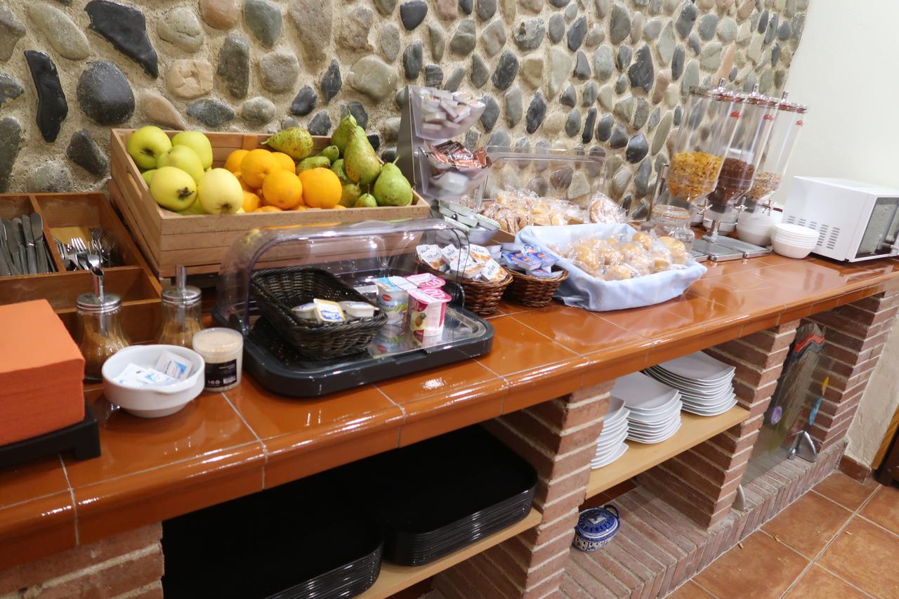 El Cami Hotel 坎布里尔斯 外观 照片