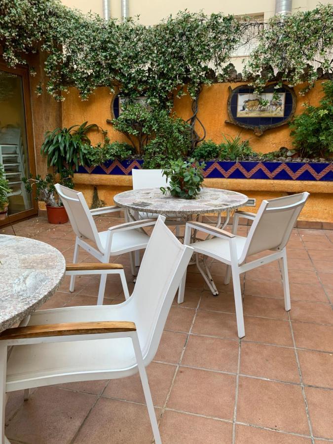 El Cami Hotel 坎布里尔斯 外观 照片
